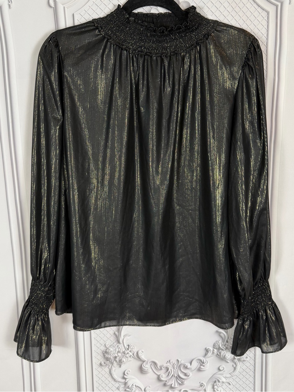 Worthington Women’s XL Black Gold Metallic Shimmer Smocked Neck Blouse Glam
